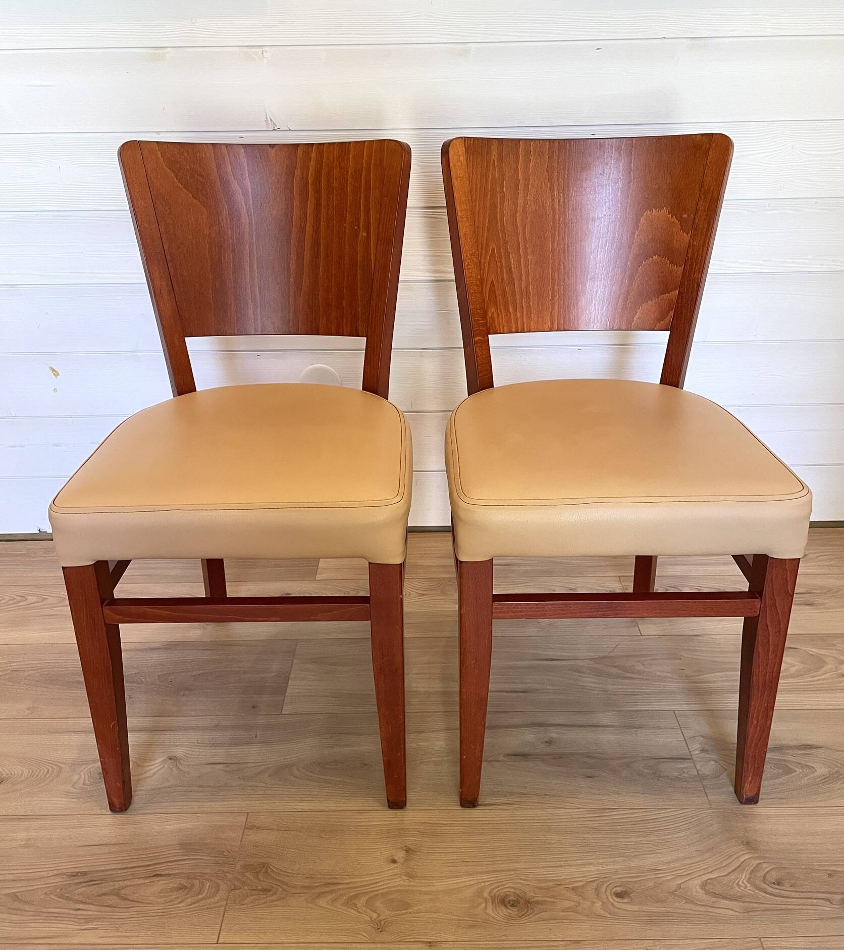 58 authentic bistro chairs Stella - Beech & Skaï model