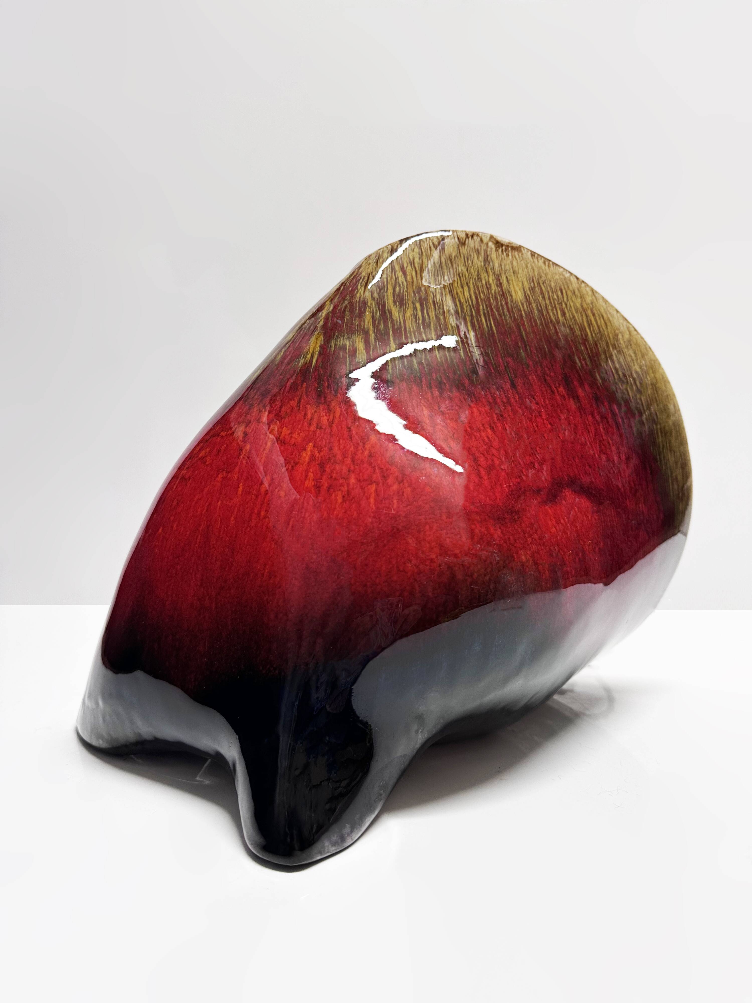 Shell lamp Vallauris in ceramic. France, 1970s.