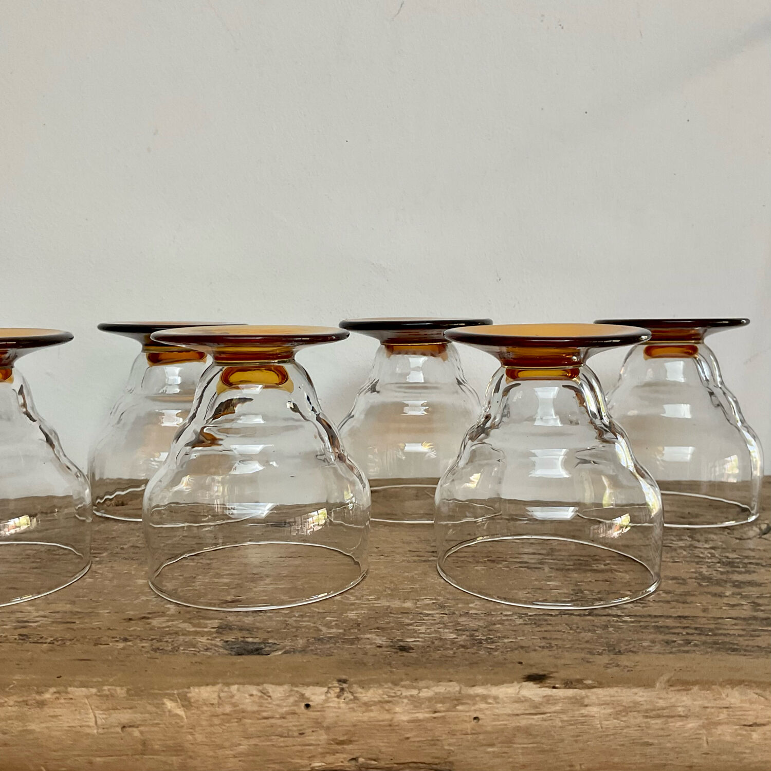 6 vintage glasses with amber feet
