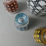 1 bouteille et ses 5 verres, décor cannage, années 70, France