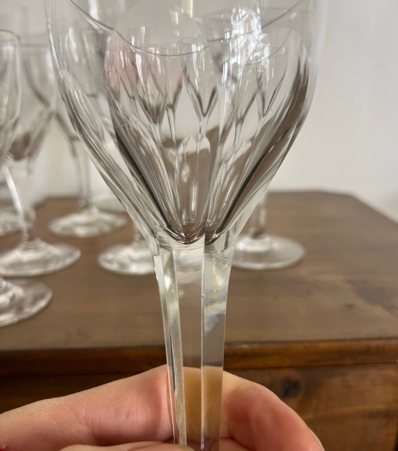 Set of 16 Nestor crystal glasses from Saint Lambert.