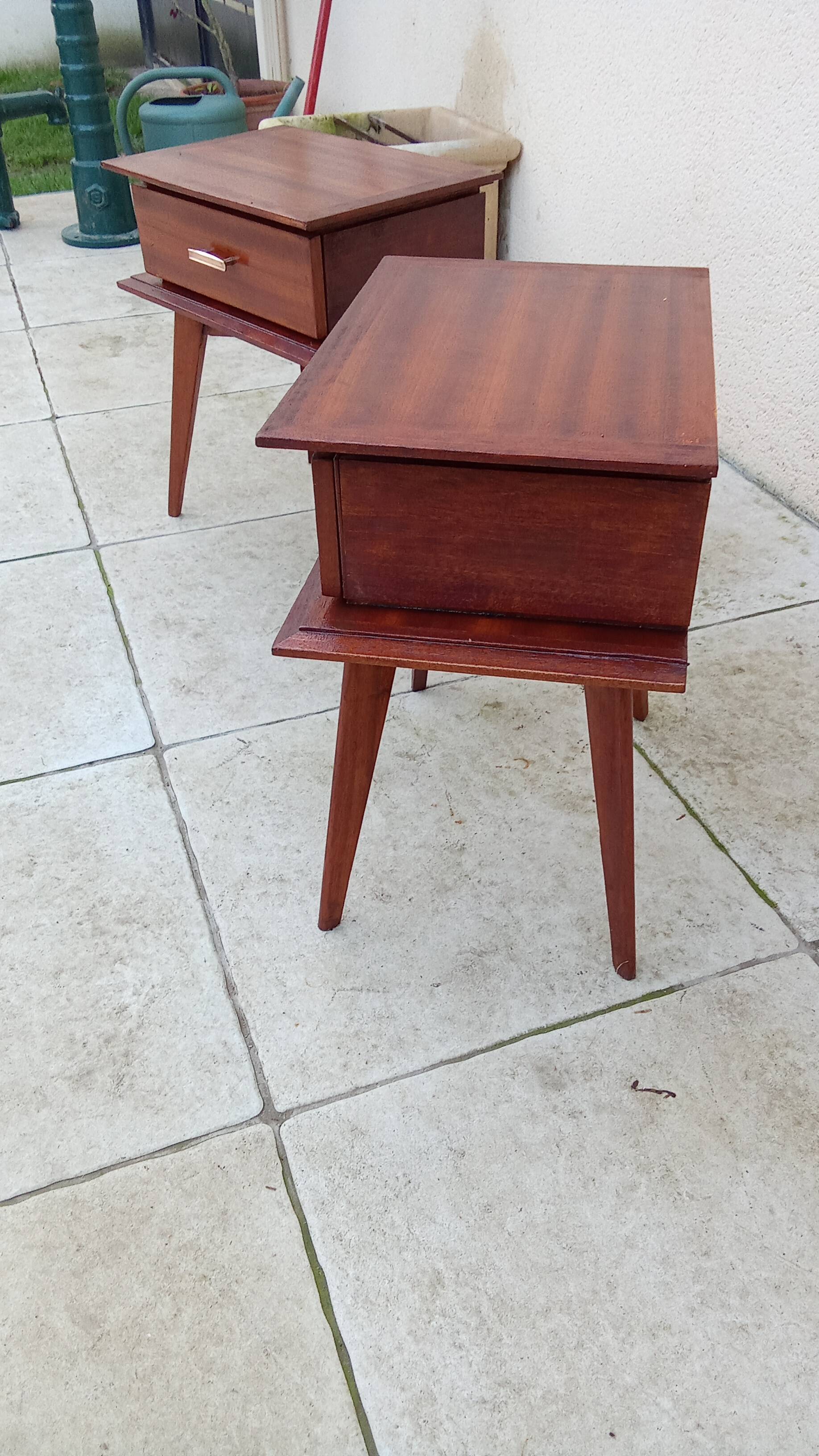 Paire de chevet vintage scandinave pieds compas