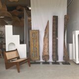 Rectangular Indonesian construction element with blue and yellow plant in carved wood