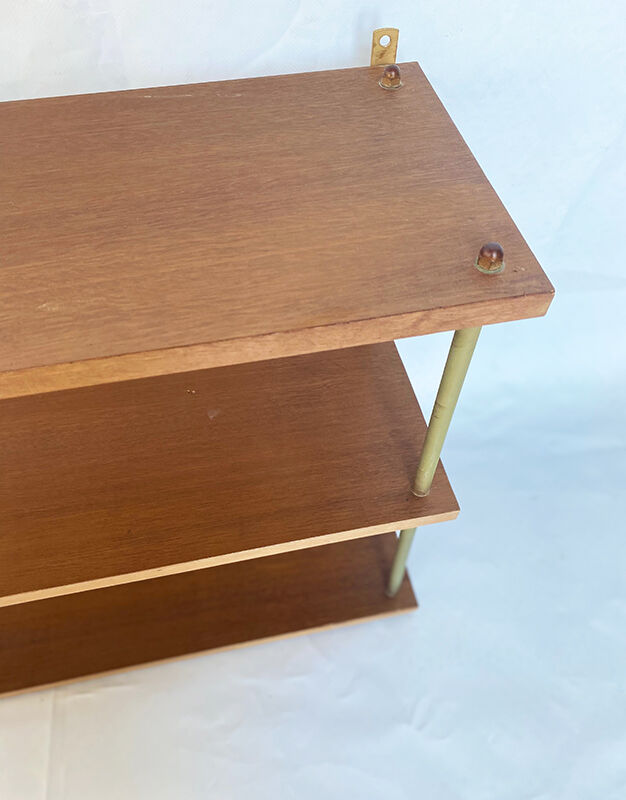 Shelf to be laid or suspended