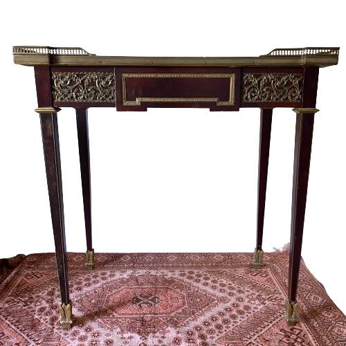 Living room table, Louis XVI style desk in wood, marble and brass