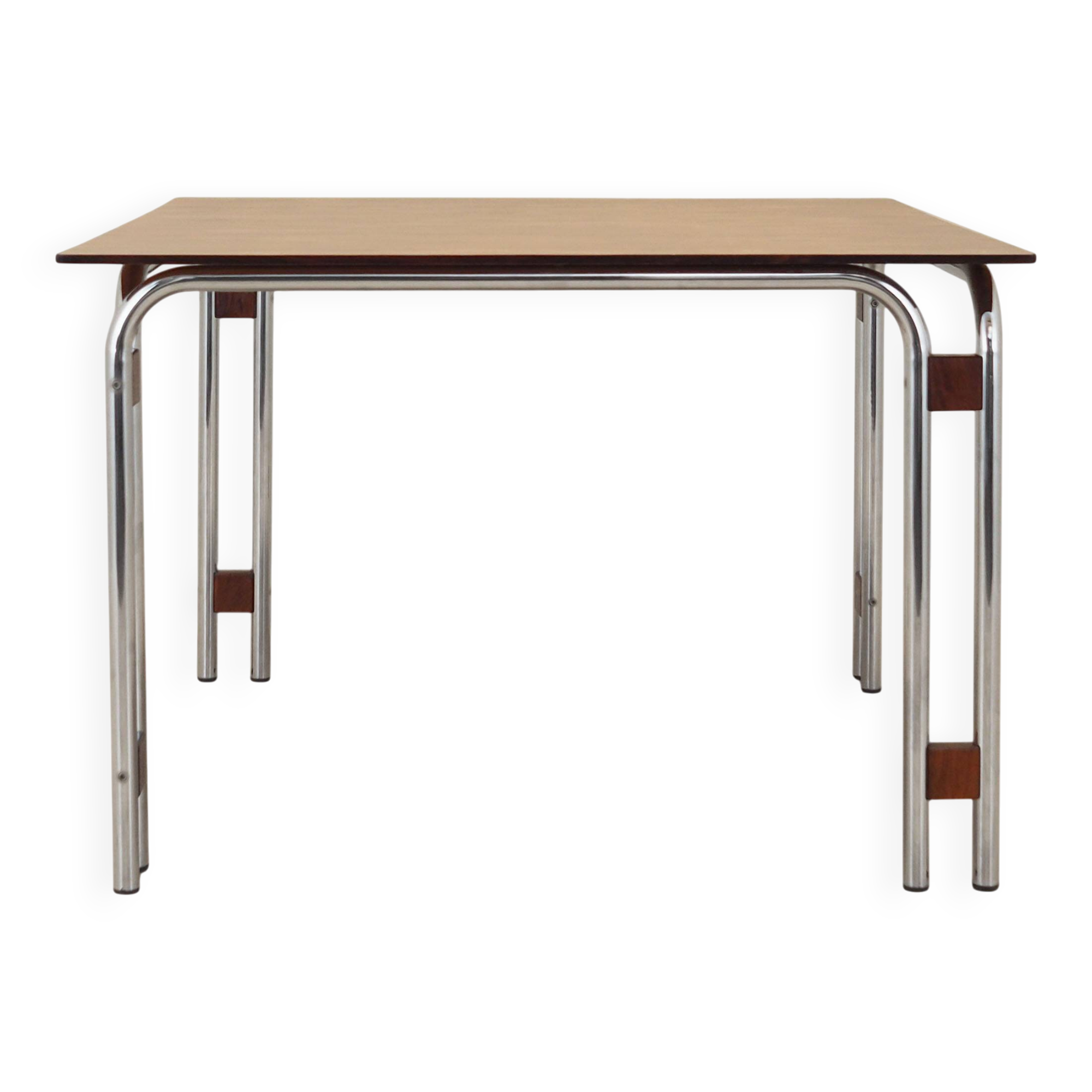 Walnut table, Italian design, 1970s, production: Italy