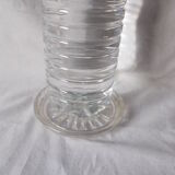 Pair of molded glass bottle mats