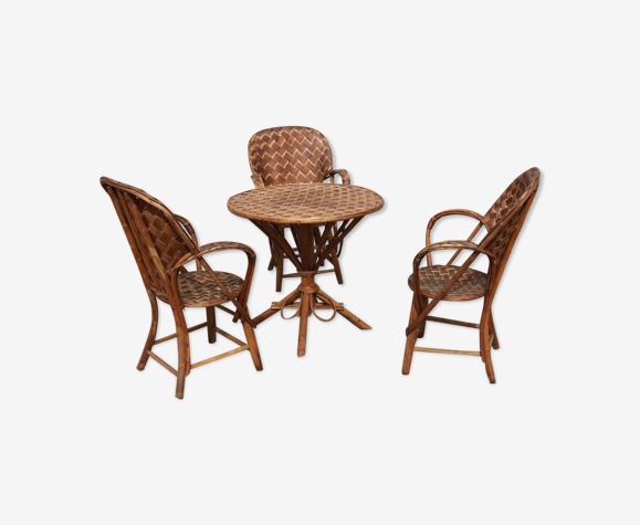 Salon de jardin en châtaignier