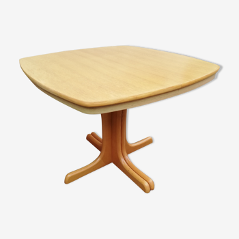 Table vintage ovale bois clair