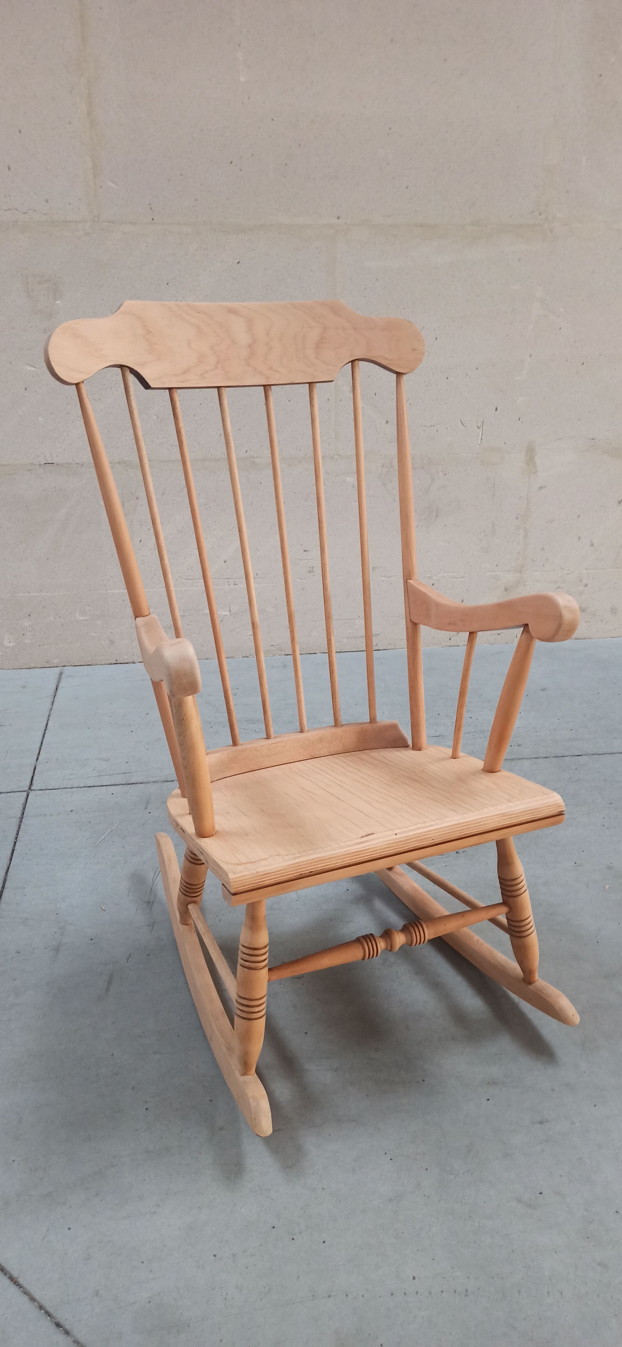 Wooden rocking chair 60's