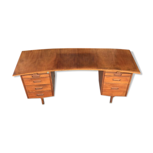bureau à plateau incurvé