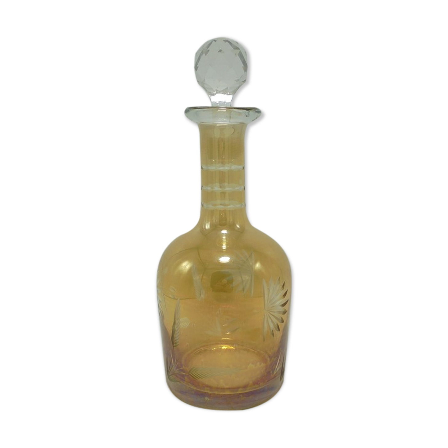 Chiseled glass decanter