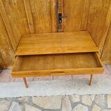 Scandinavian console desk