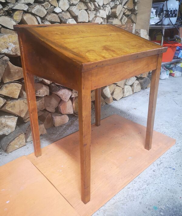 Bureau, pupitre ancien d écolier