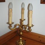 Paire de lampes de table 3 feux en bronze style Louis XV