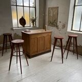 Early 20th century oak trade counter