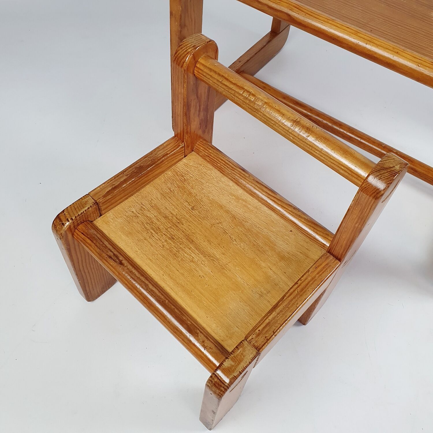 Children's pine desk and chair