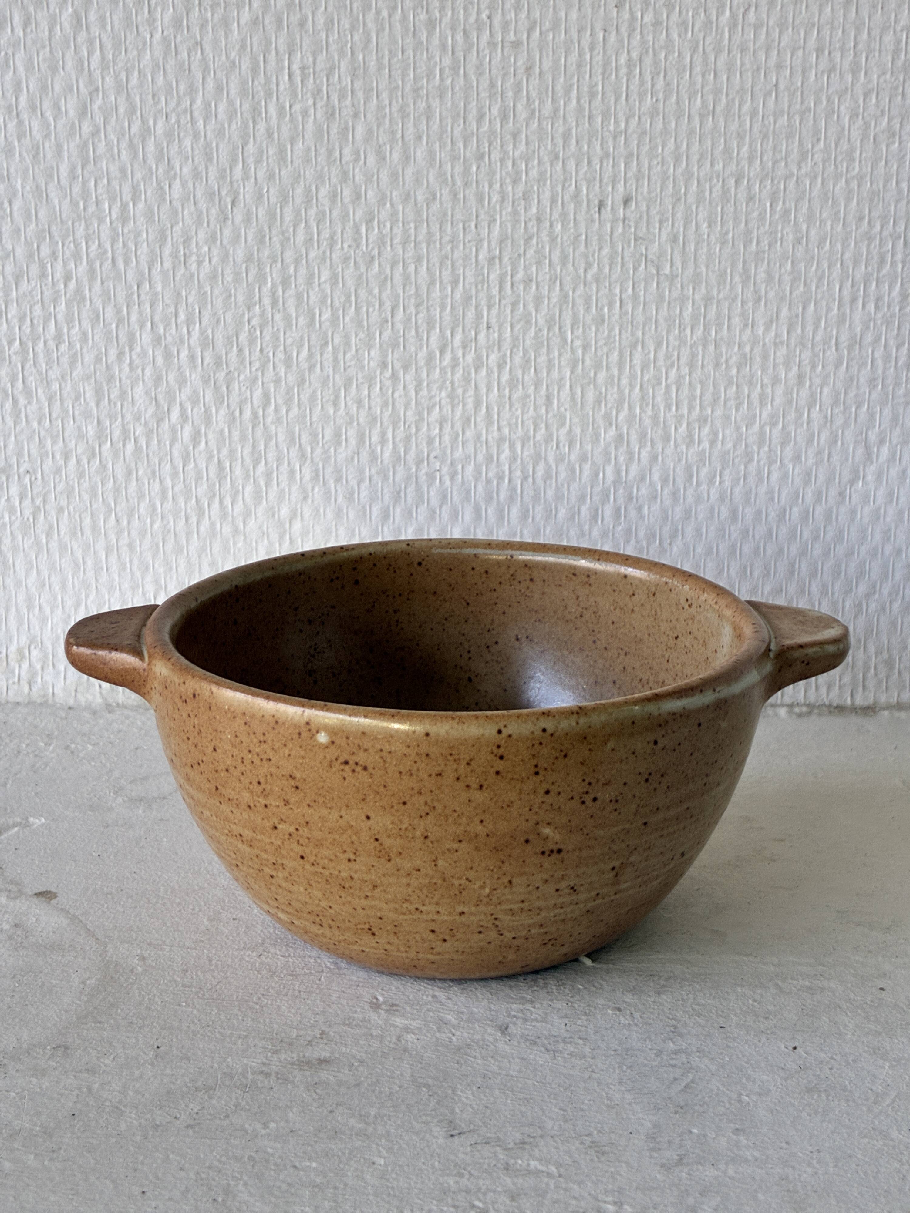 Earthenware bowl