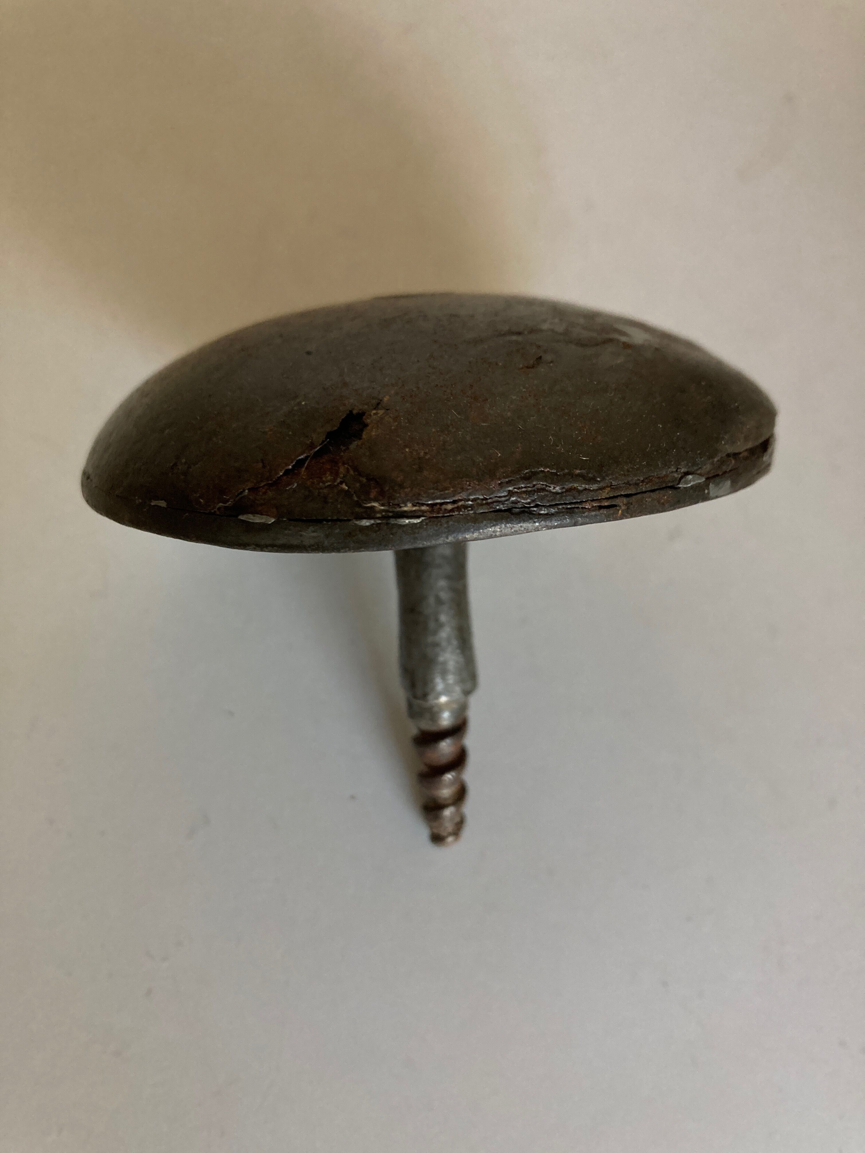 Pedestrian crossing nail hook in Paris 1950