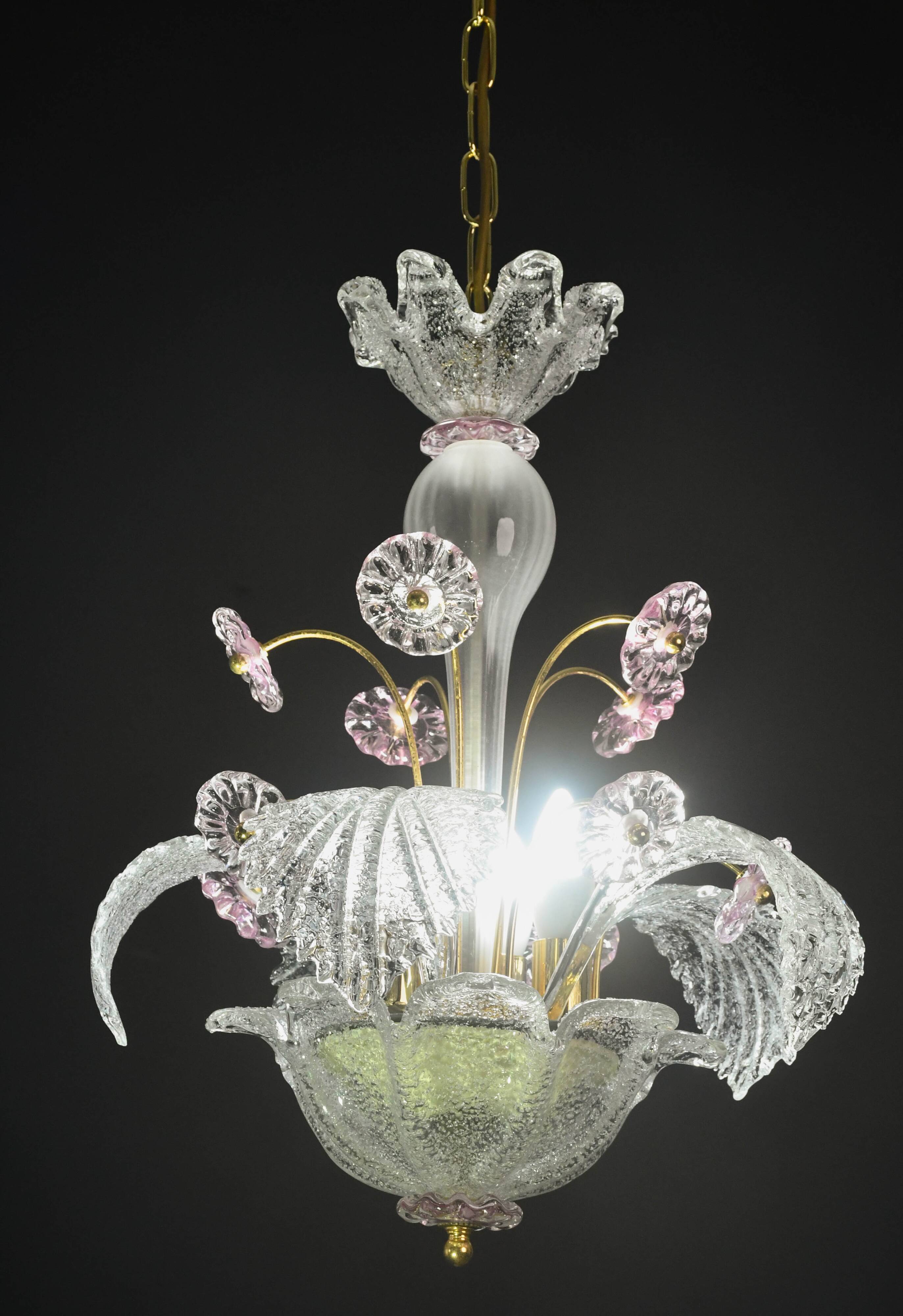 vintage Venetian chandelier, pink flower Murano glass, 1970s