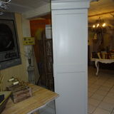 Louis Philippe showcase