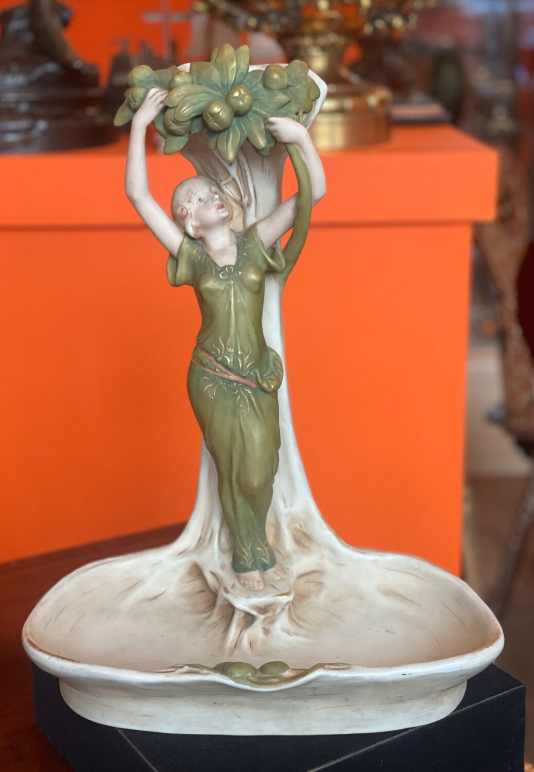 Empty pocket Royal Dux