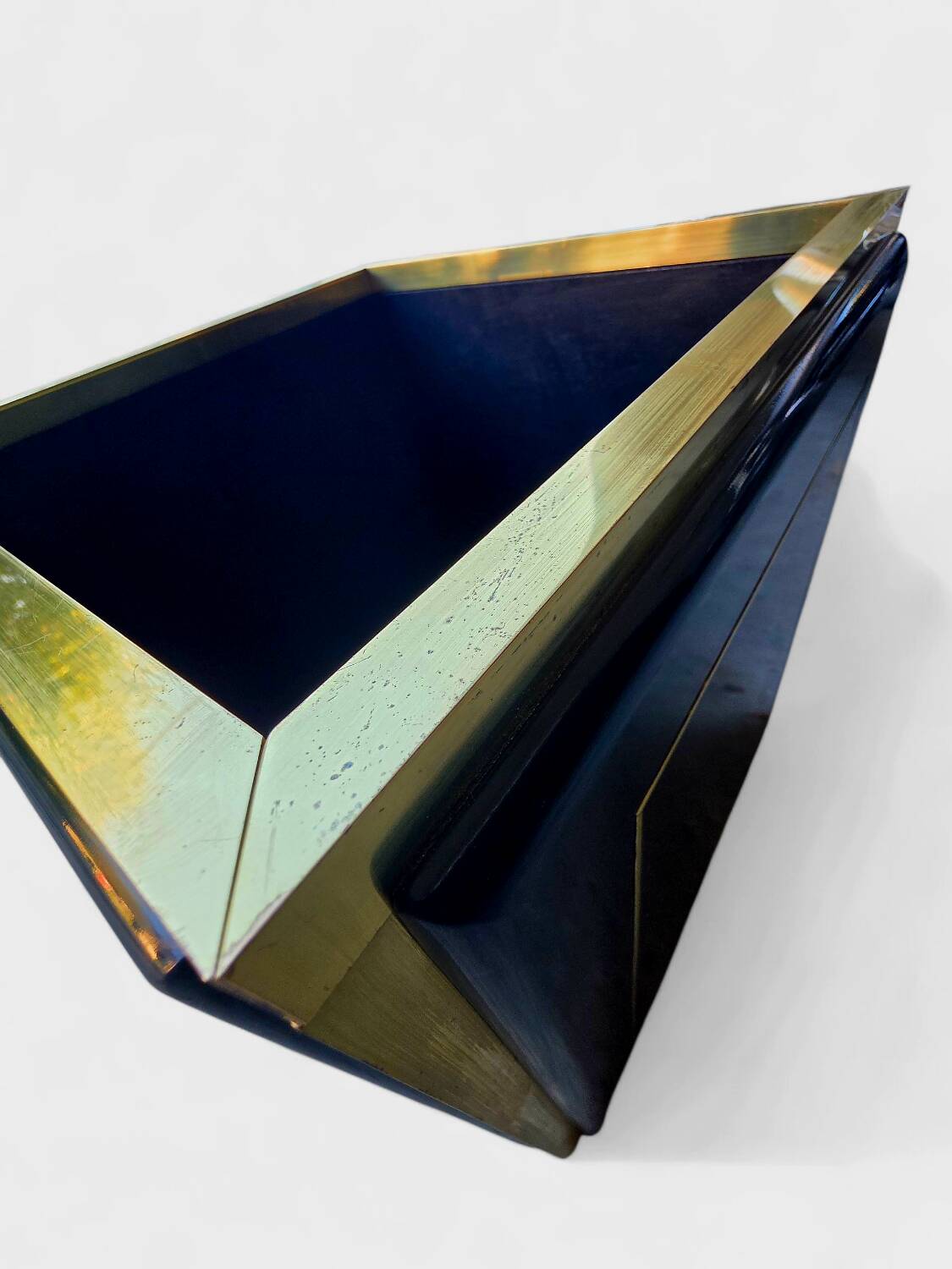 Brass cache-pot & black lacquer – attributed to Claude Mahey – circa 1970