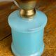 Lampe en opaline blanche et bleue 
