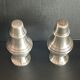 Pair of salt salt shakers pepper in silver metal