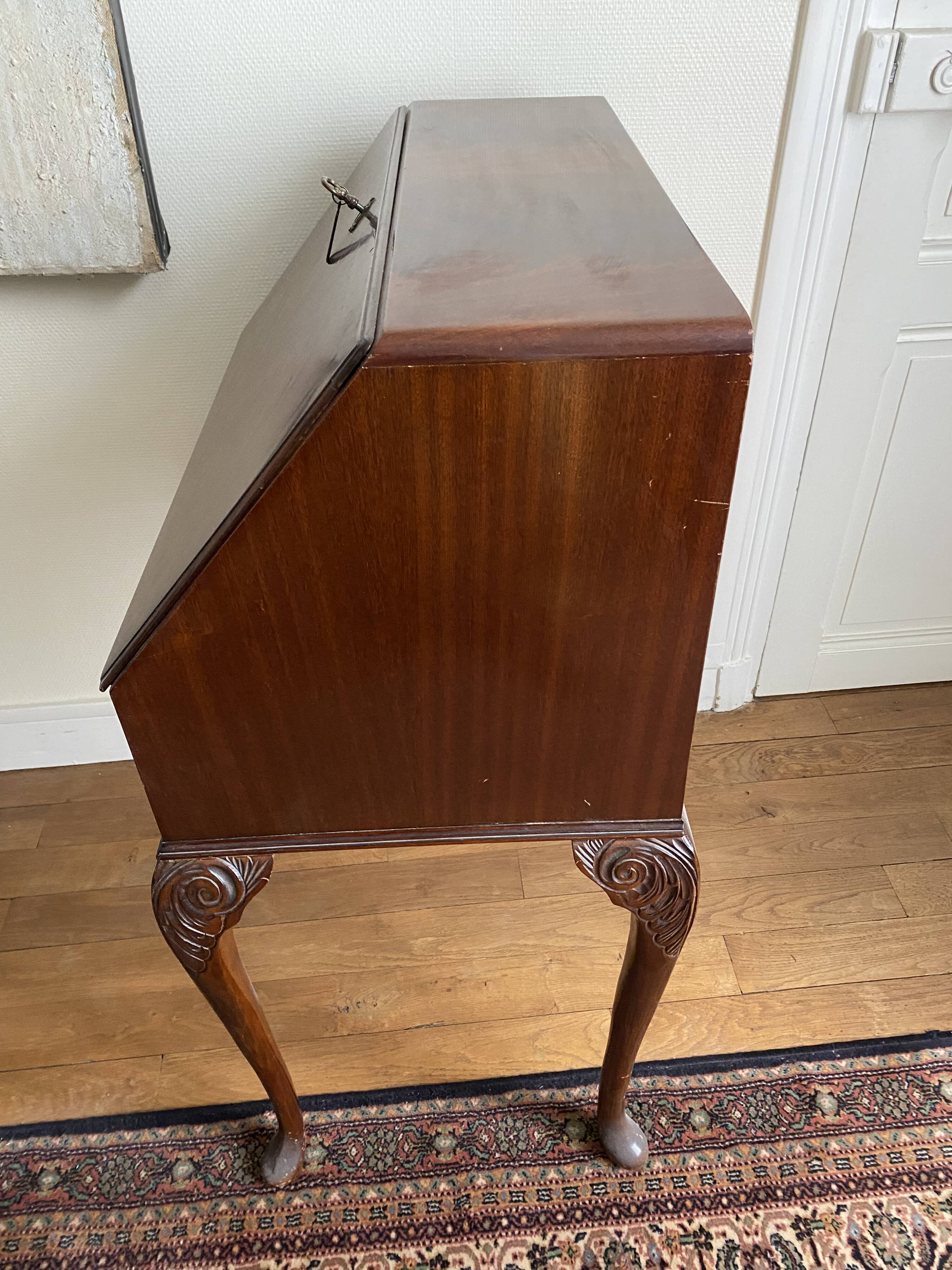 20th century sloping desk in mahogany