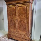 Armoire en ronce de noyer, 2 portes, 2 tiroirs