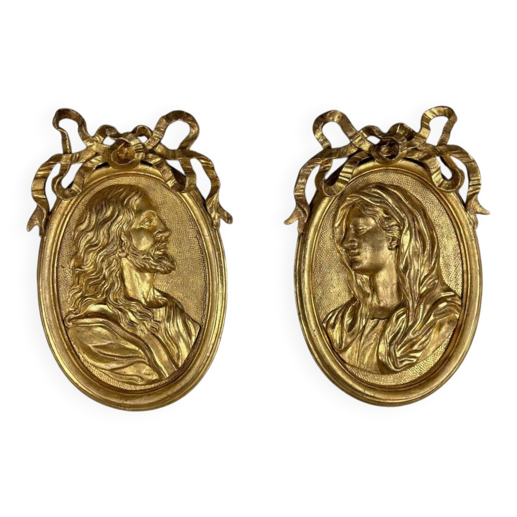Pair of carved wooden medallions Louis XVI, 18th century