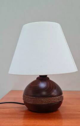 Lampe boule en bois et corde