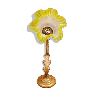 Floral wall lamp in bronze, ancient tulip glass