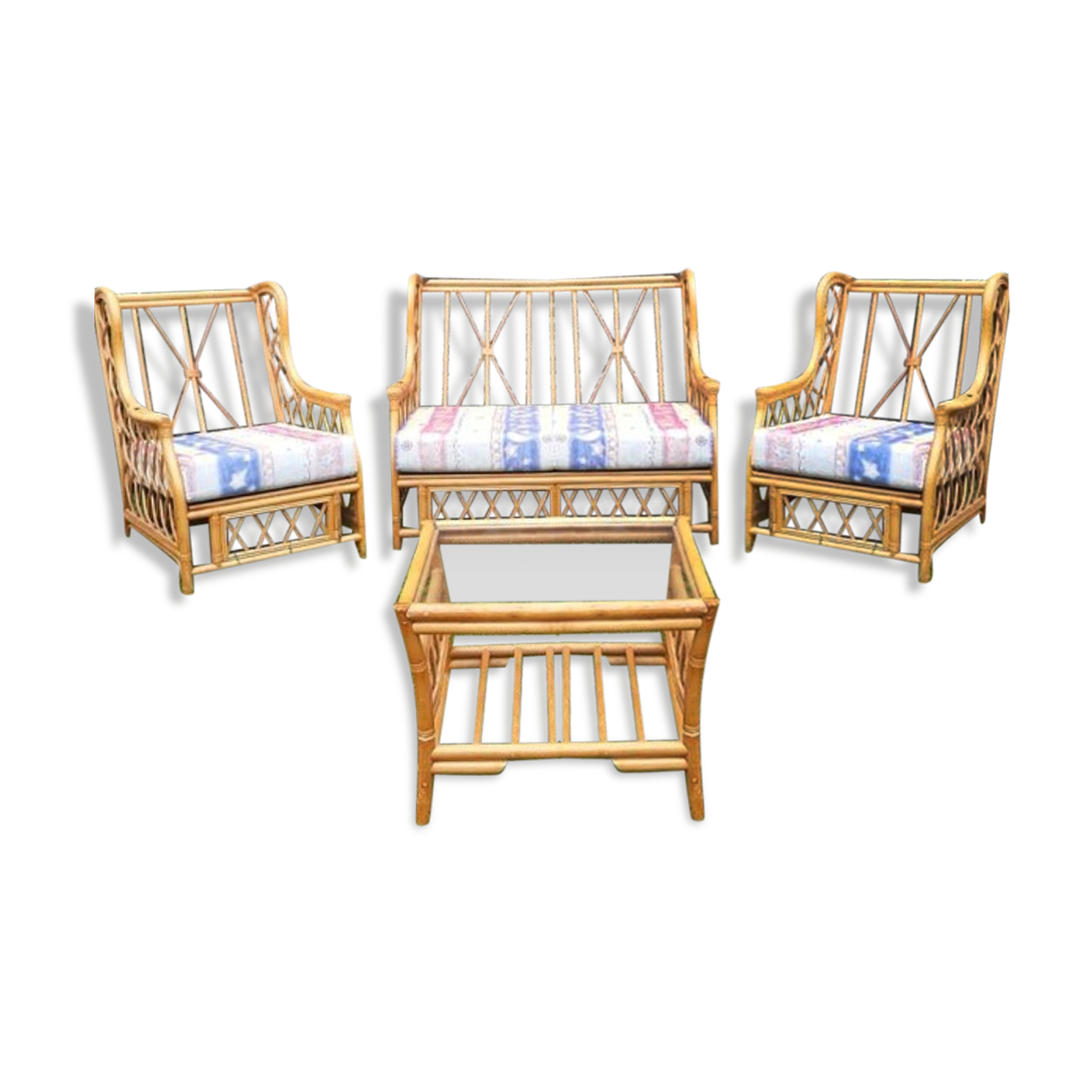 Vintage rattan salon