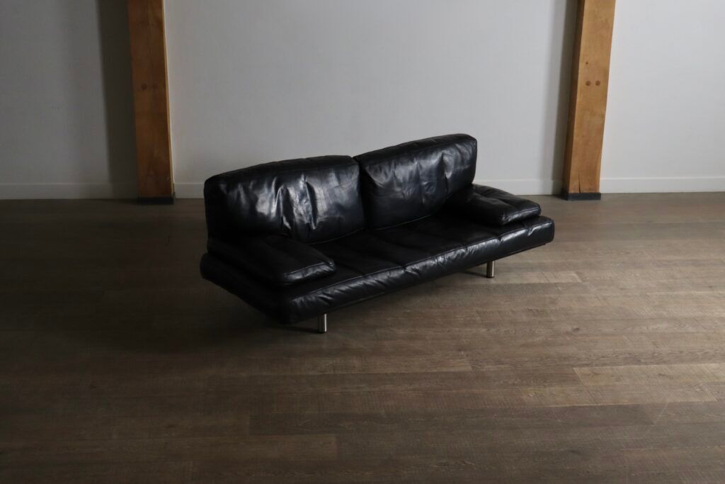 Milano 210 two seater sofa by De Pas, D’Urbino and Lomazzi for Zanotta, Italy 1980s