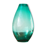 Turquoise vase, bubble effect