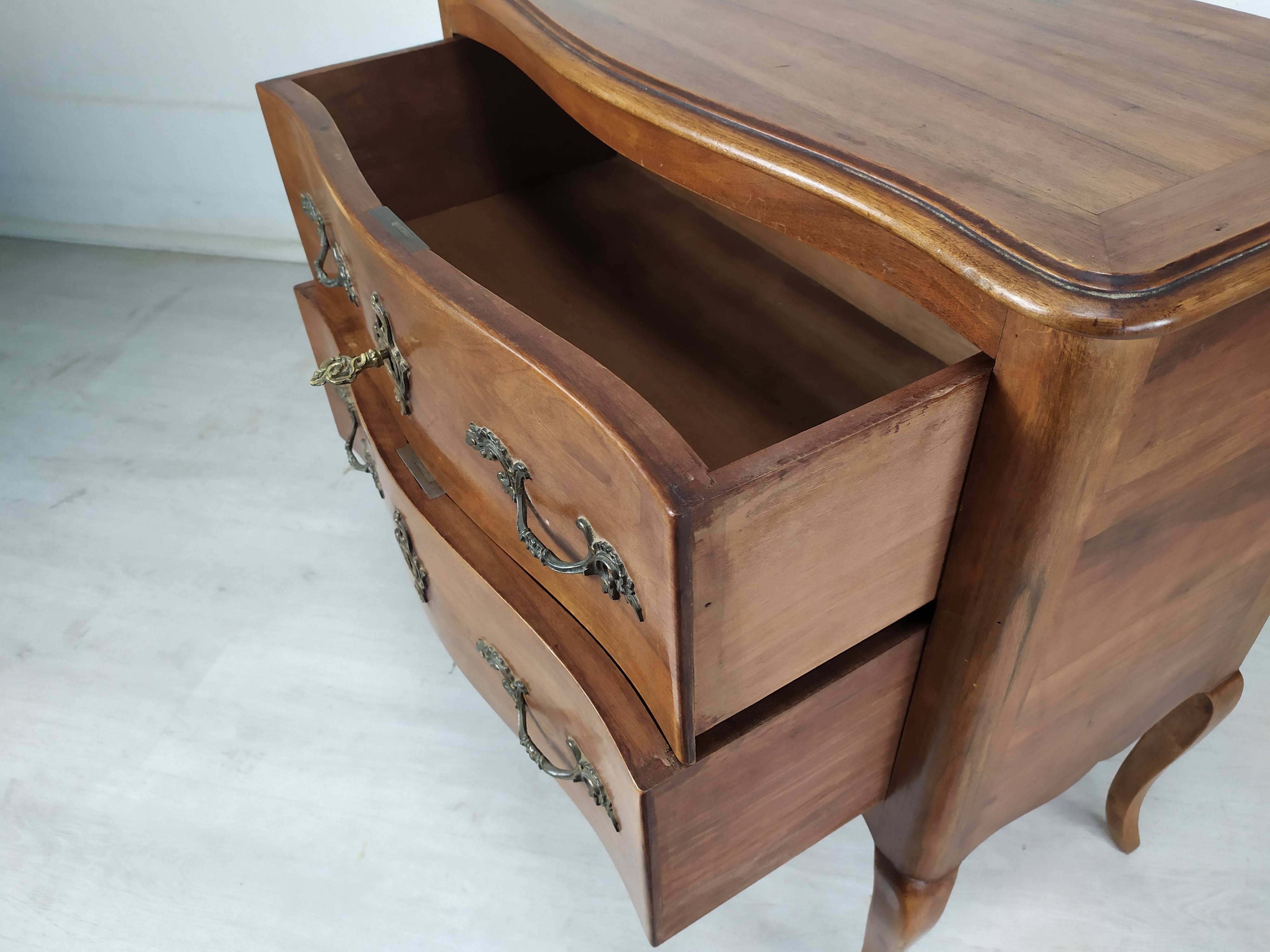 Commode Louis XV walnut