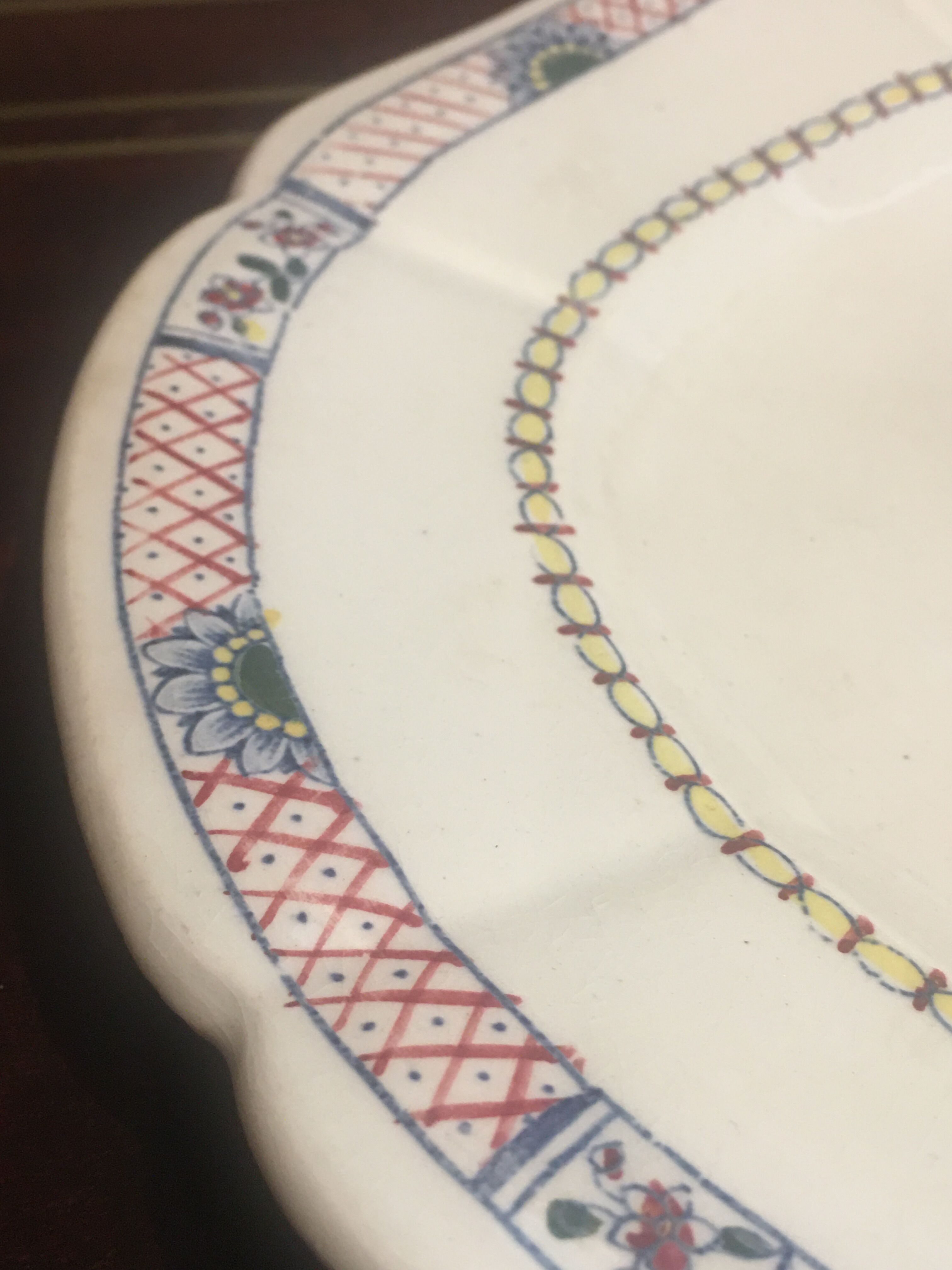 Signed campaign dish