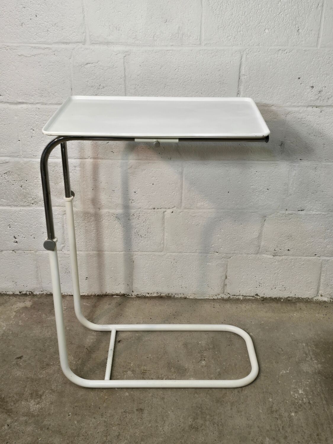 1970s adjustable side table in white lacquered metal
