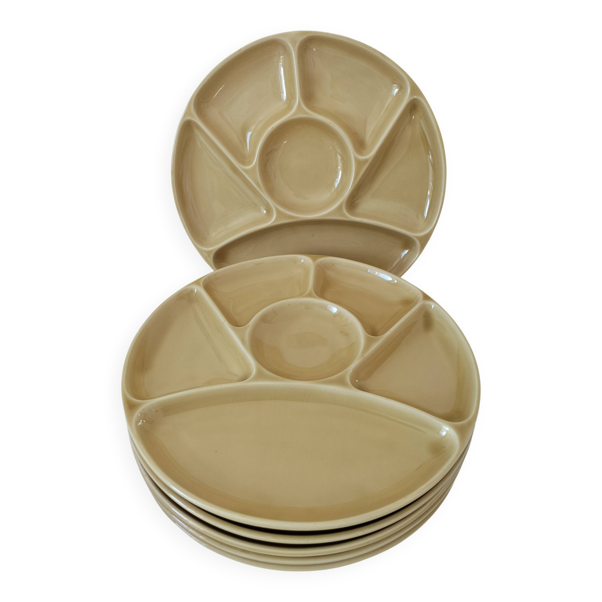 6 compartmentalized plates Gien France – butter yellow shade