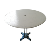 Guerin metal garden table, bistro table, cast foot