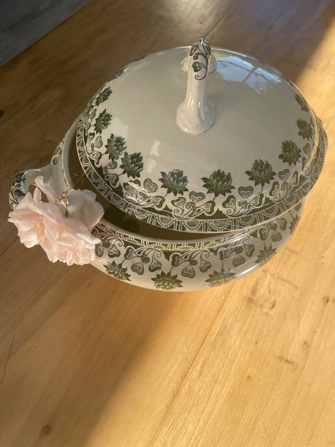 Soupière Badonviller modèle trèfle