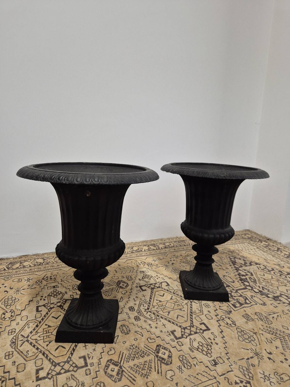 Pair of Medici cast iron vases from Maison Bourgeoise