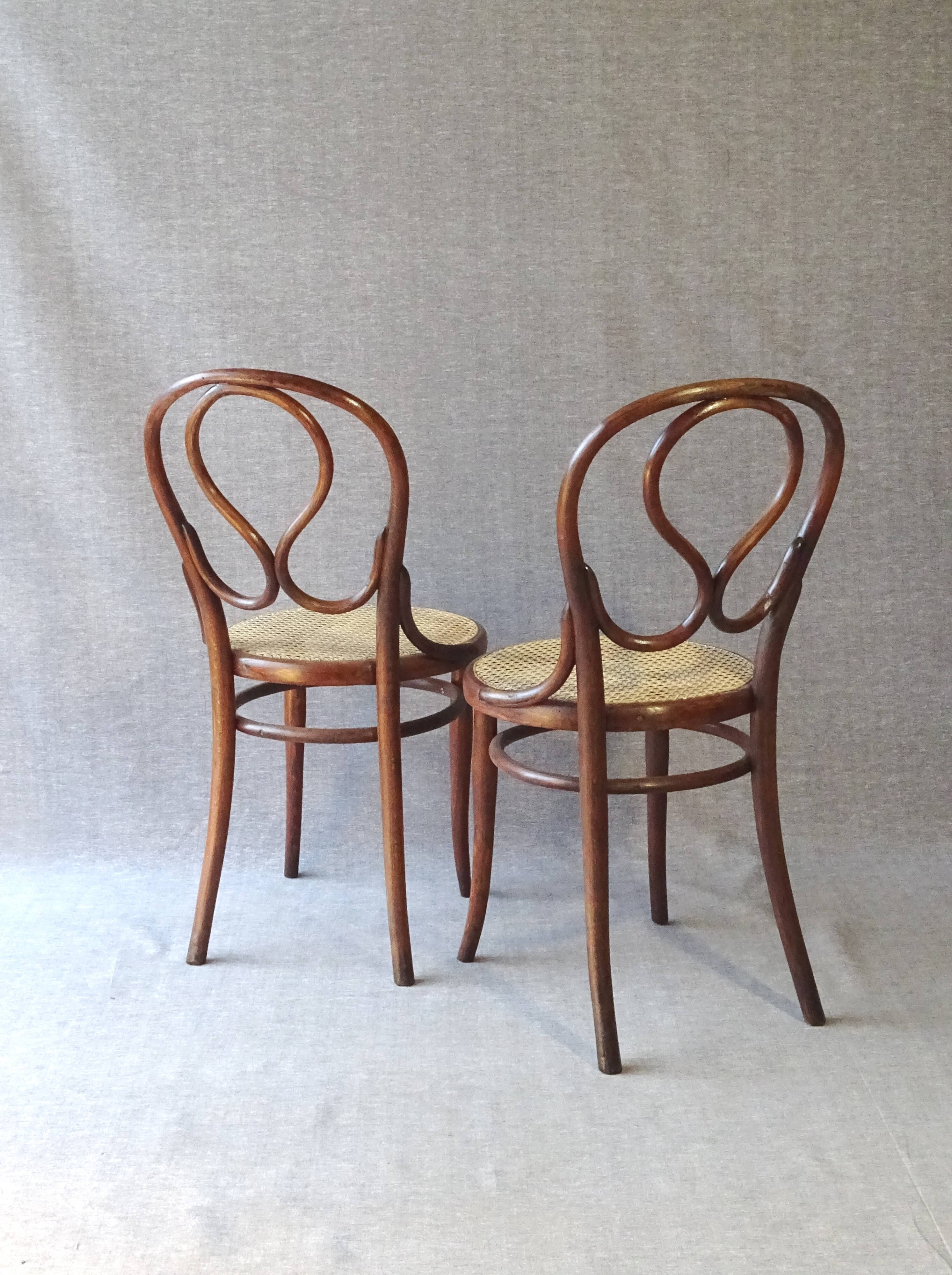 2 chaises Thonet N°20, canne neuve Omega, vers 1890
