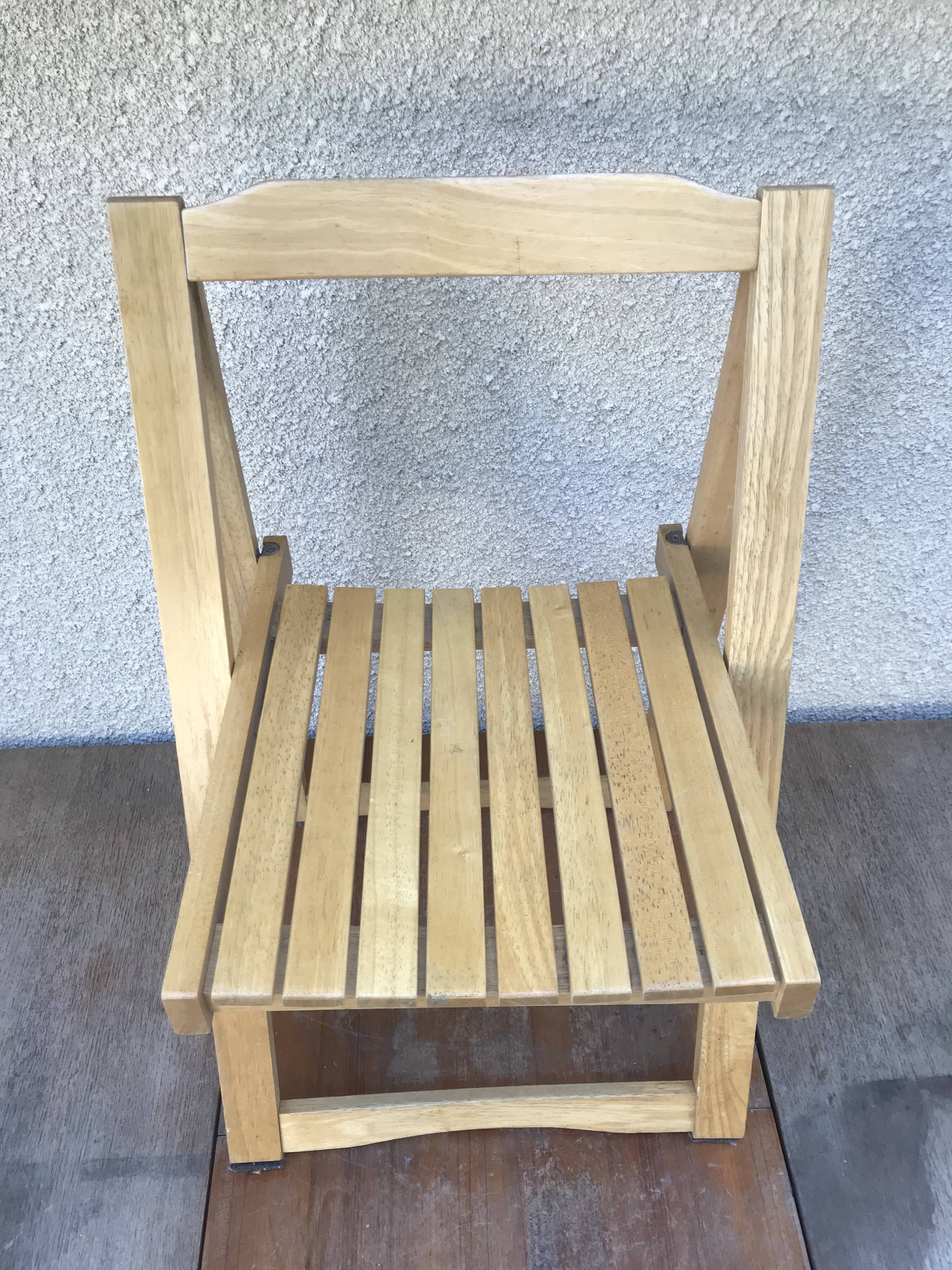 4 folding chairs 1960