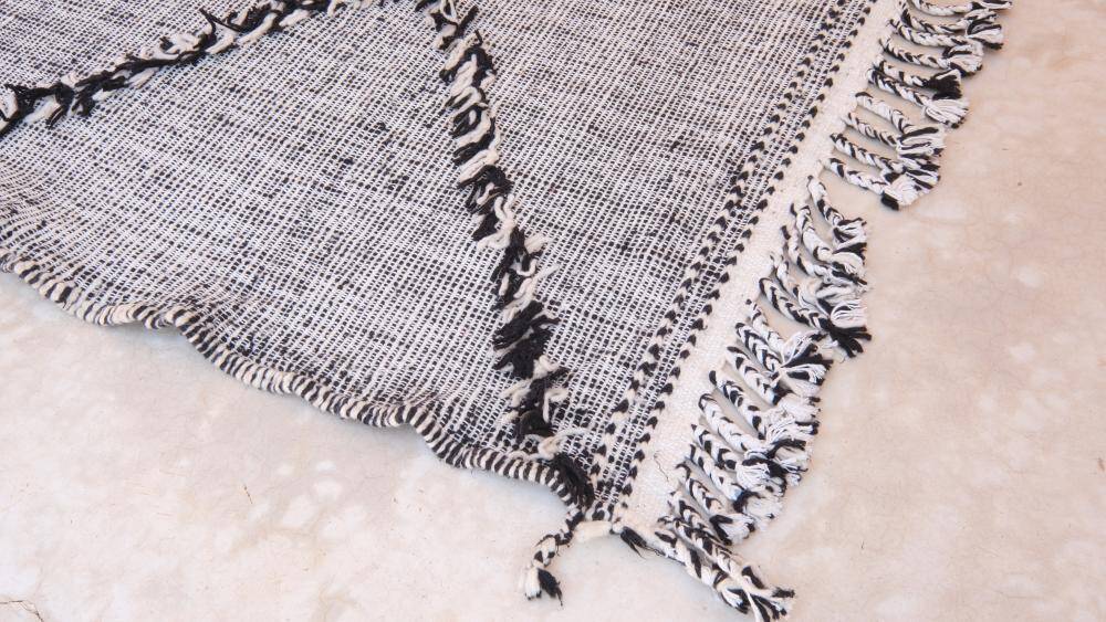 Kilim Carpet Zanafi - 302 x 188 cm
