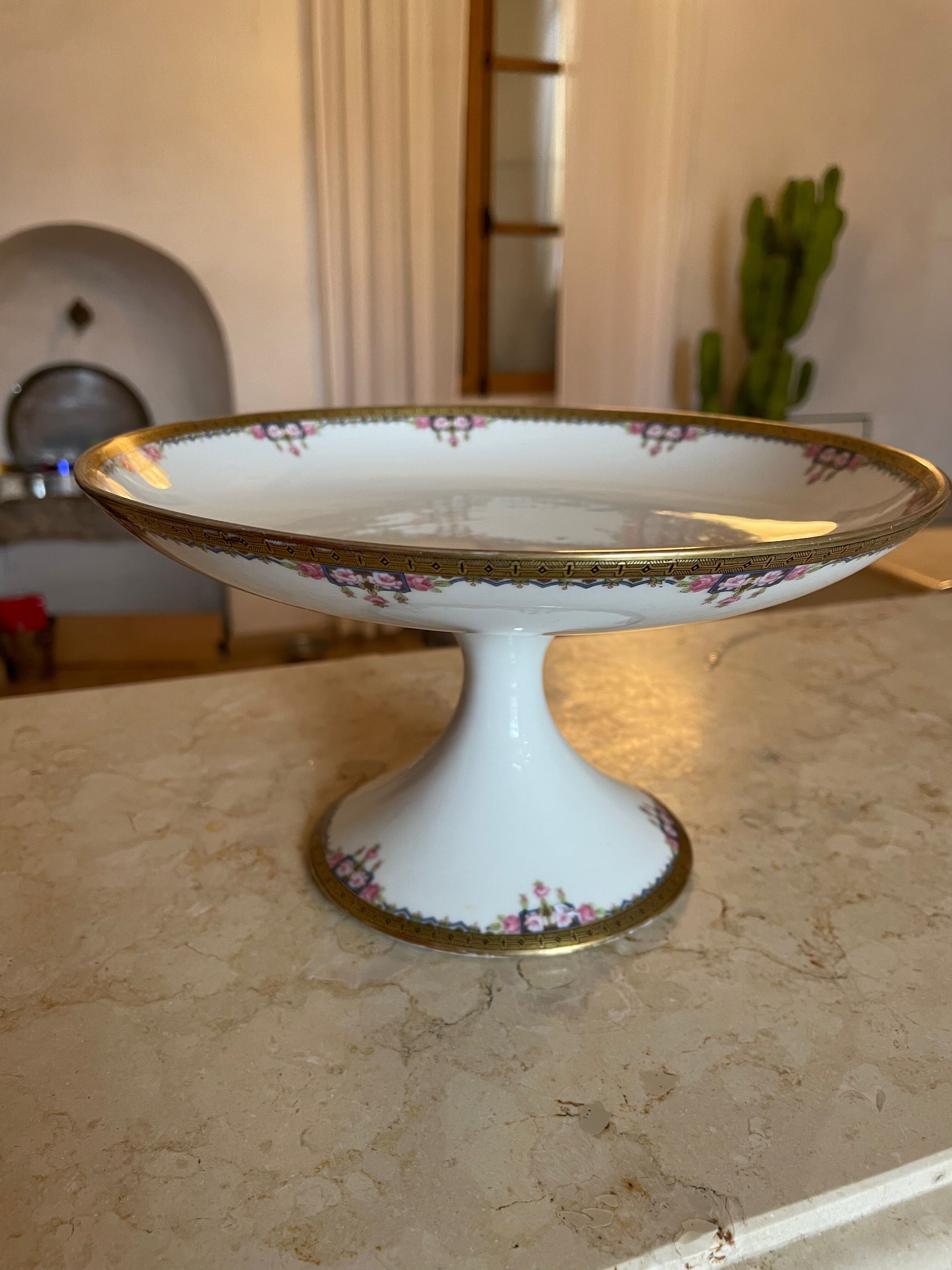 Porcelain fruit cup signed