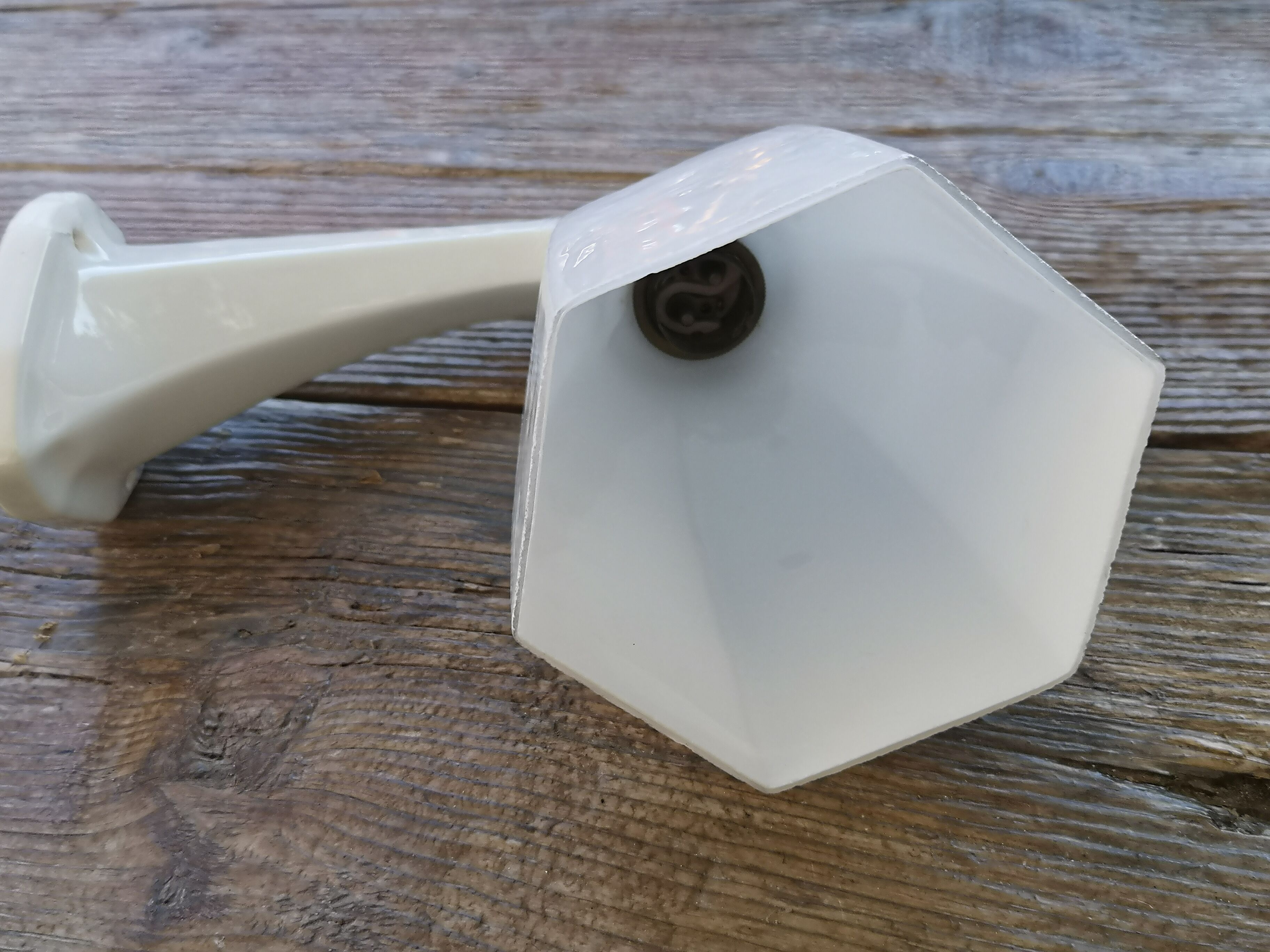 Art deco applied in porcelain limoges and opaline