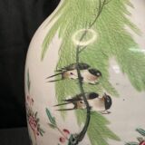 Chine, ancien grand vase en porcelaine polychrome fin xixème